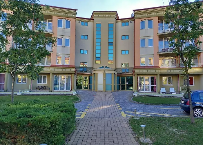 Karos Gold 813 Wellness Apartman